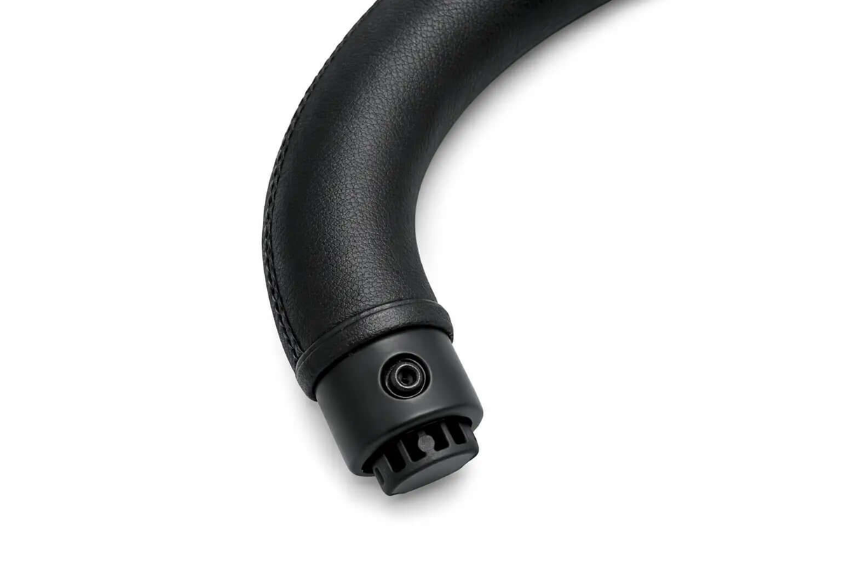 Ersatz Schiebergriff Joie Mytrax Pro Flex schwarz – Griff am Kinderwagen, Detailansicht mit Anschluss