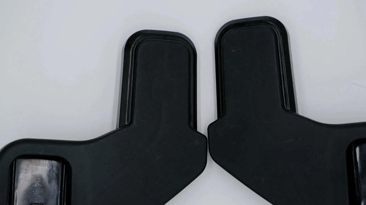 Nuna Höhenadapter für Demi Next und Demi Grow – schwarze Adapter im Detailfoto