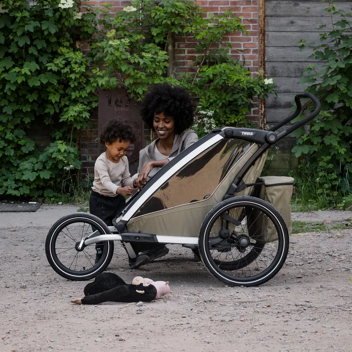 Thule Chariot All-Terrain Kit 2 – Verwandle Deinen Fahrradanhänger in einen Geländekinderwagen - KnirpsExperte